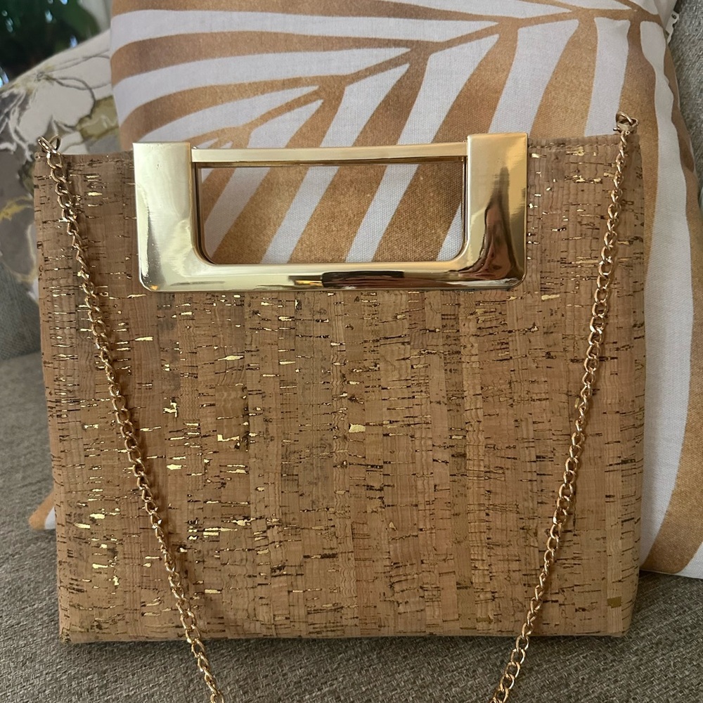 Elegant Gold Chain Handle Women's Fashion Crossbody Bag NWOT - Picture 9 of 15